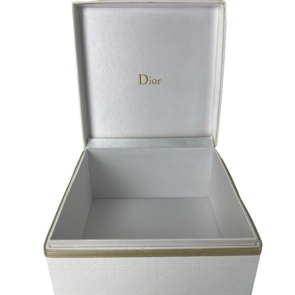 Dior White Padded Lid Storage Box